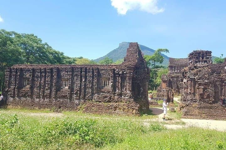 Private Jeep Transfer to My Son Holyland UNESCO Site from Hoi An photo 3