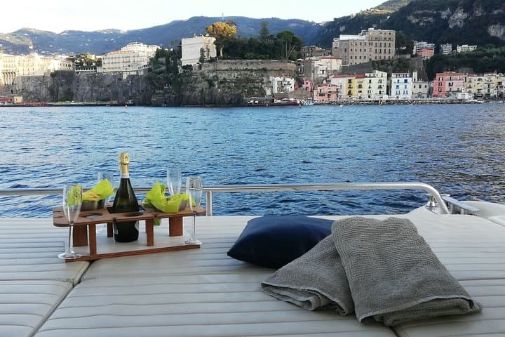 Private Yacht Cruise from Naples to Capri and the Amalfi Coast — 50' photo 5