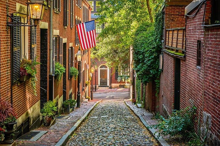 Private Boston Photo Shoot: Capture Iconic Landmarks & Hidden Urban Gems photo 3