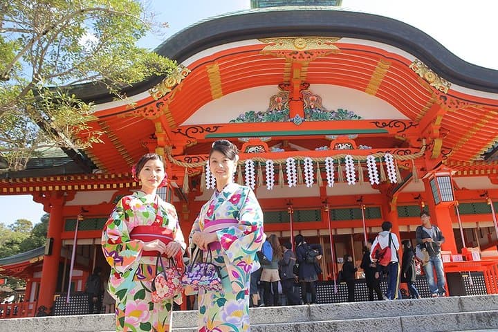 Yukata Walk Near Kiyomizu-dera: Kimono Rental & Stroll in Kyoto photo 6