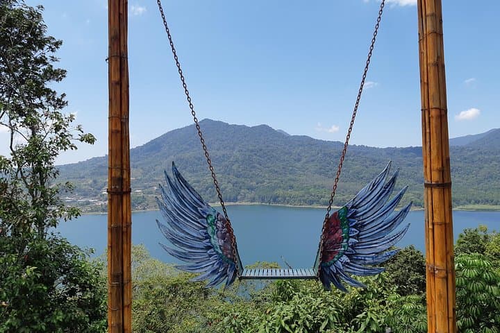 North Bali Instagram Full-Day Tour: Handara Gate, Ulun Danu & Hidden Waterfalls photo 4