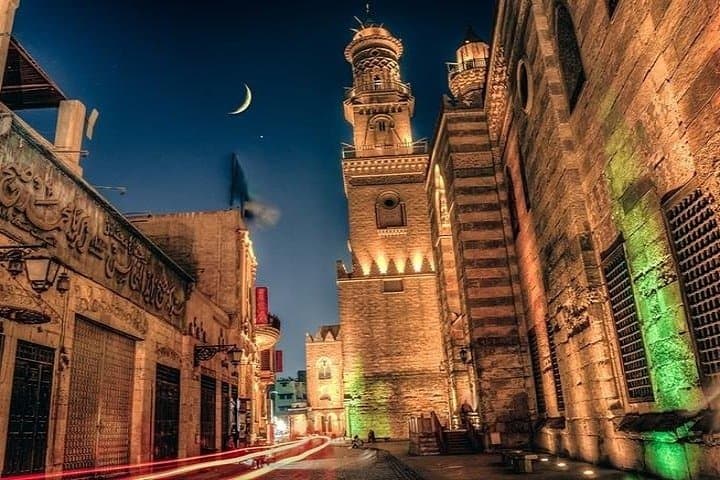 El-Moez Street and Khan El-Khalili Bazaar Walking Tour — Historic Cairo in 4 Hours photo 1