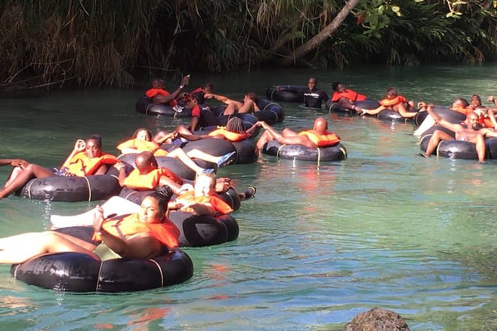 Blue Hole & River Tubing from Ocho Rios — Transport & Practical Guide photo 6