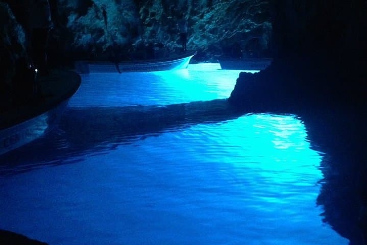 Private Boat Tour: Blue Cave, Blue Lagoon & Hvar Island Day Trip from Split