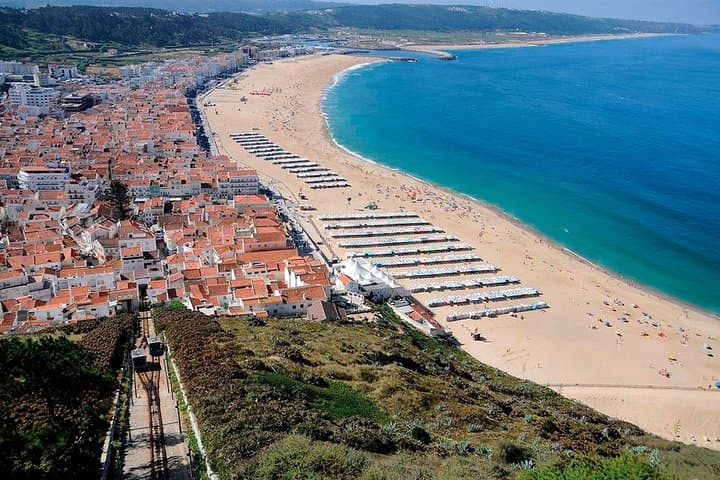 5-day-private-douro-valley-and-lisbon-tour-port-wine-region-porto-lisbon photo 2