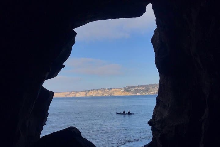 Exploring La Jolla Sea Caves: A Tandem Kayak Adventure Along San Diego’s Coast