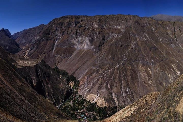colca-canyon-3-day-trek-condors-oasis-thermal-baths photo 3