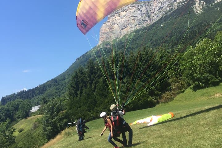 Grenoble Tandem Paragliding: Discovery Baptism Flight Over the Belledonne photo 2