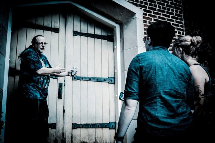 Chattanooga Cemetery Ghost Hunt: 1.5-Hour Paranormal Walk on UTC Campus