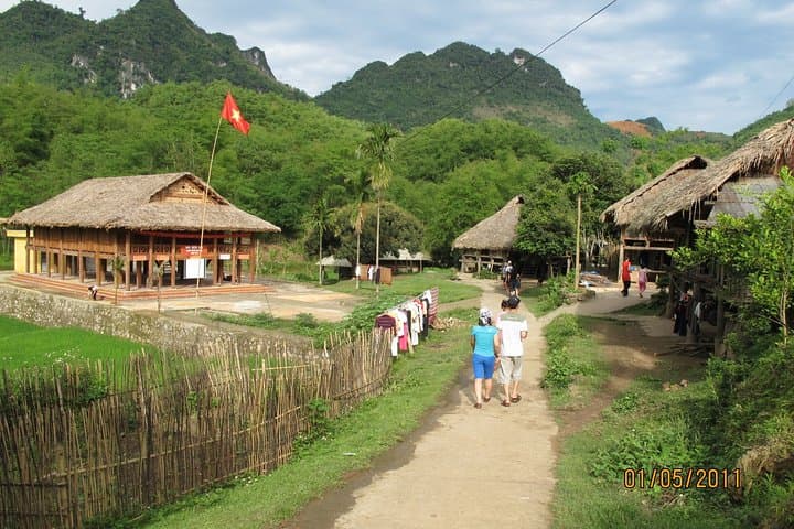 Mai Chau Valley 2-Day Cultural Homestay Tour from Hanoi photo 6