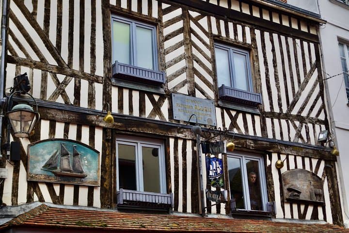 Full-Day Private Normandy Tour: Rouen, Honfleur & Deauville from Paris photo 6