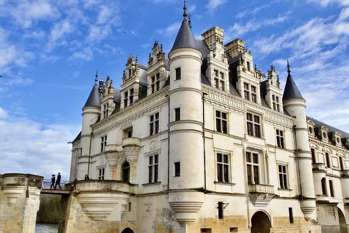 Three Loire Valley Castles Day Trip from Paris — Chambord, Amboise & Chenonceau