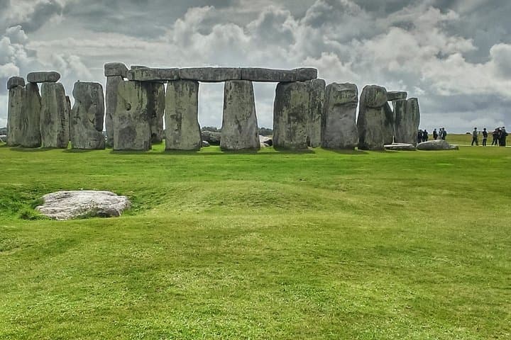 Windsor, Stonehenge & Winchester: Private Executive Day Tour from London photo 3