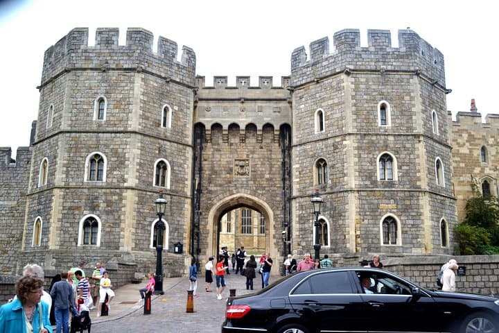 Windsor, Stonehenge & Salisbury Private Day Tour from London photo 5