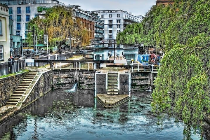 Executive London Markets Private Tour: Borough, Portobello, Camden & More photo 4
