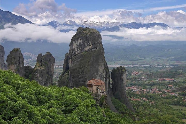Meteora Full-Day Private Tour from Athens — Visit Thermopylae & Monasteries photo 5
