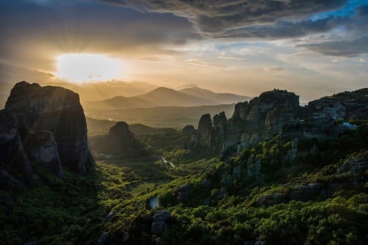 Meteora Full-Day Private Tour from Athens — Visit Thermopylae & Monasteries photo 6