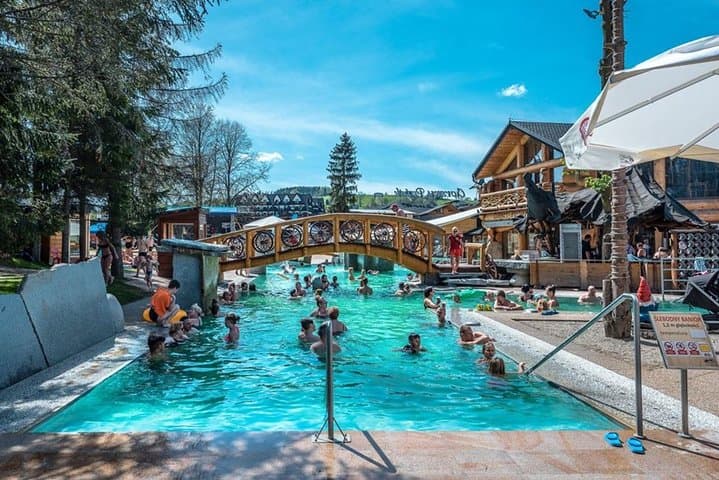 Day Trip from Krakow to Gorący Potok Thermal Baths in Szaflary photo 6