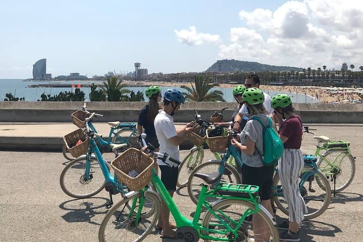 Glide Through Barcelona: A 2.5-Hour Historical E‑Bike Tour photo 6
