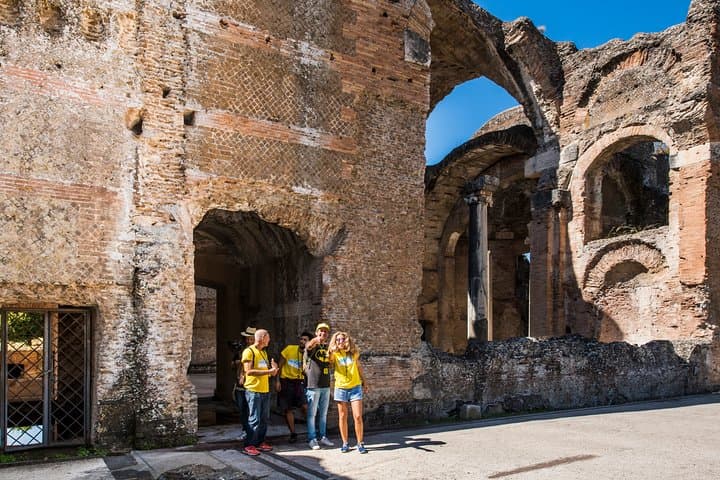 Exploring Villa d'Este: Tivoli's Renaissance Gardens & Fountains photo 6