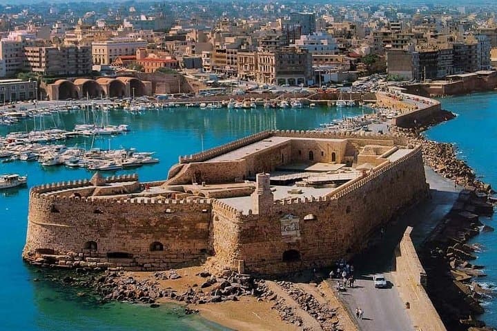 Private Photographer in Crete: Professional Photoshoot on Coastlines, Villages, and Gorges