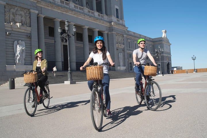Madrid Private E‑Bike Tour — See the City's Top Sights in 2.5 Hours photo 4