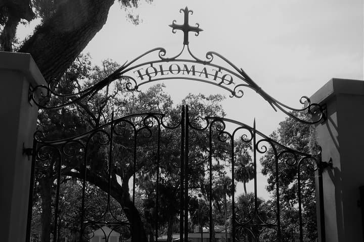 St. Augustine Afterlife: 10:30pm Shadows of the Supernatural Walking Tour photo 3