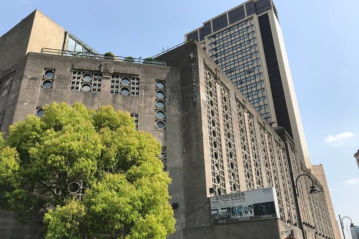 Private Shanghai Historical Tour and Huangpu River Cruise — Oriental Pearl, Jade Buddha & Jewish Refugees Museum photo 2