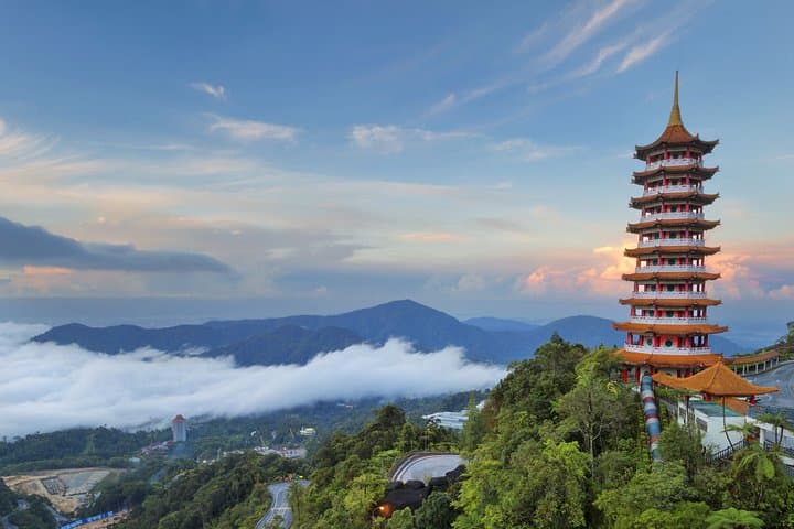Full-Day Genting Highlands, Batu Caves & Kuala Selangor Fireflies Tour from Kuala Lumpur photo 6