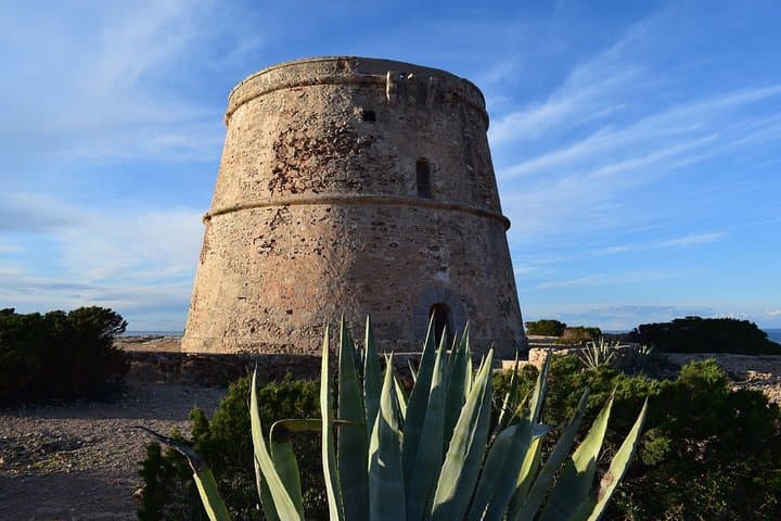 Secrets of Ibiza in 4 Hours: Private Car Tour to Es Vedrá, Beaches & Hippie Markets photo 4