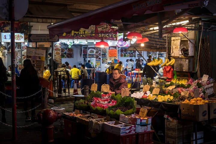 Hong Kong Night Photography Masterclass: Private Walking Tour from Tsim Sha Tsui photo 2