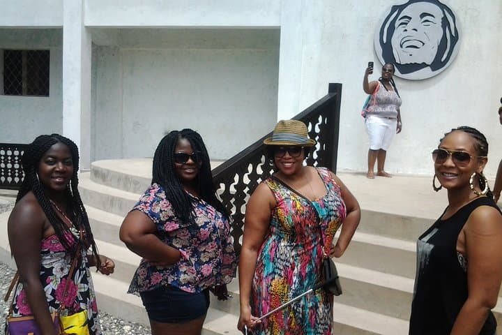 Explore Bob Marley’s Nine Mile: Cultural Excursion from Montego Bay photo 3