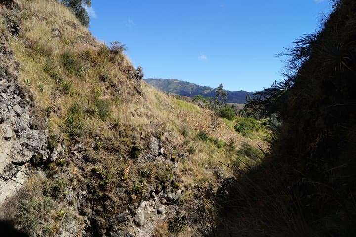 Quilotoa Loop & Cotopaxi: 3-Day Hiking Tour from Quito photo 2