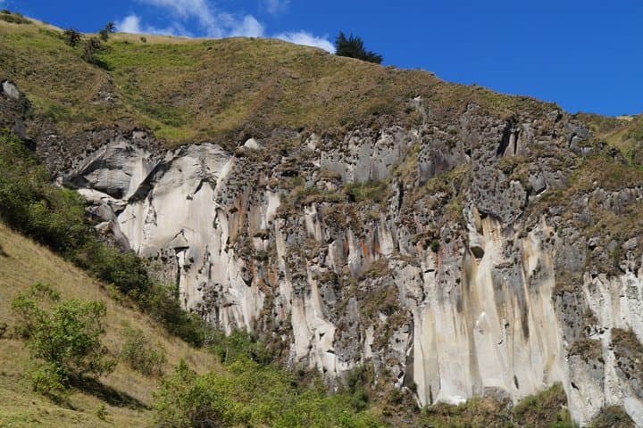 Quilotoa Loop & Cotopaxi: 3-Day Hiking Tour from Quito photo 4