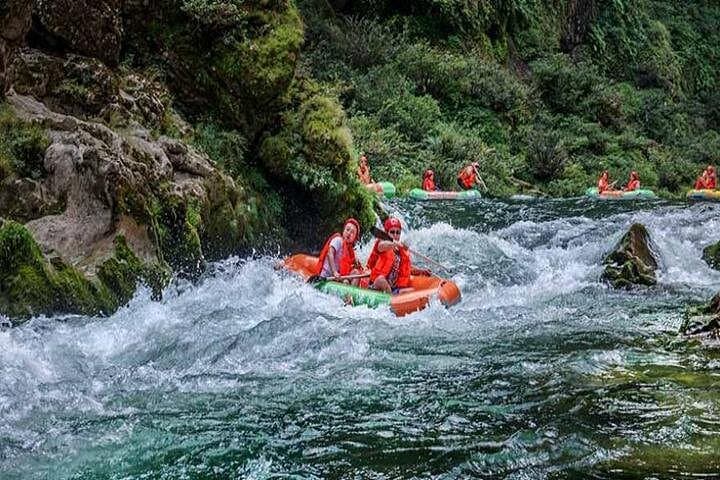 Mengdong River Rafting and Furong Old Town Day Trip from Zhangjiajie photo 4