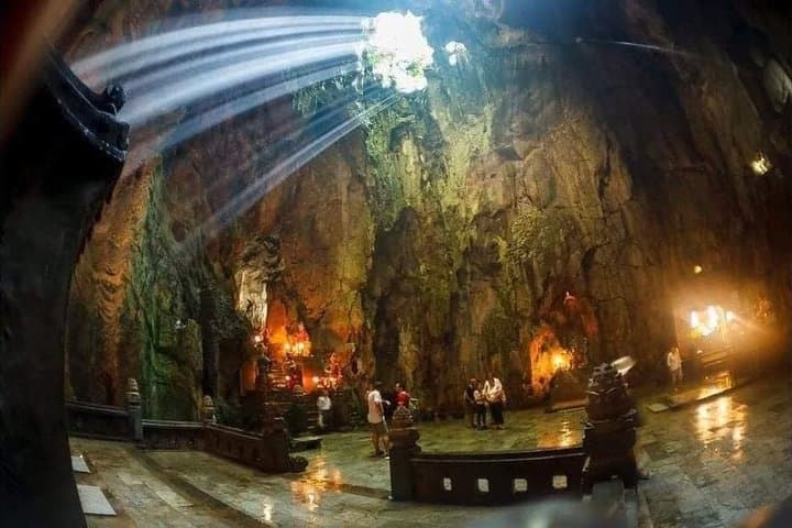 Marble Mountain to Hoi An: Caves, Sampans & Lantern Night Market Tour photo 5