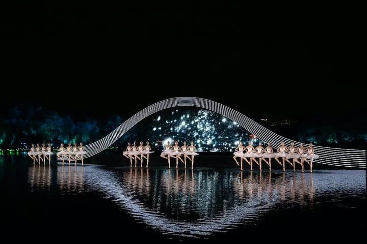 West Lake Impression Show with Private Transfer — Hangzhou Evening Performance