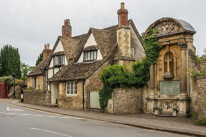 Bath and the Cotswolds Day Tour from Southampton — Roman Baths, Castle Combe & Lacock photo 3