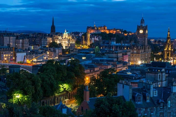 Edinburgh Photography Masterclass: Private City Photo Tour & Night Photography Lesson photo 2