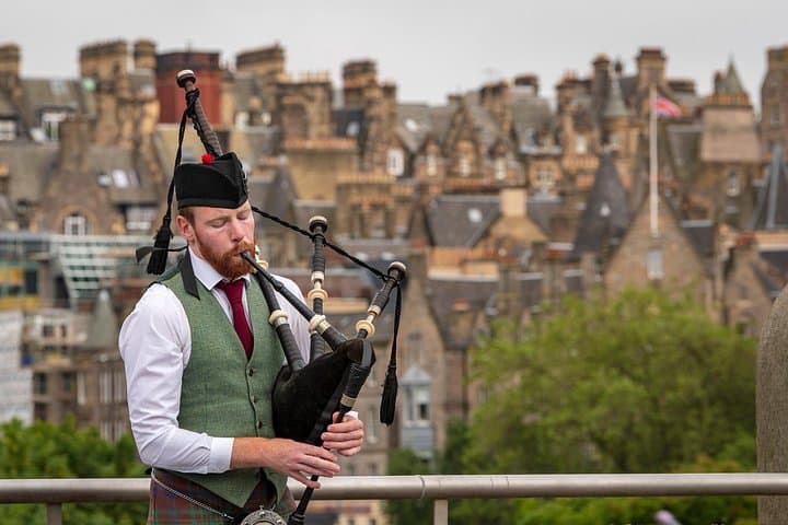 Edinburgh Photography Masterclass: Private City Photo Tour & Night Photography Lesson photo 3