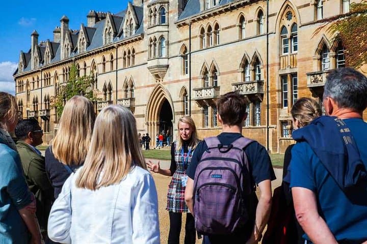 Oxford University Walking Tour — Socially Distanced Student-Guided History Walk