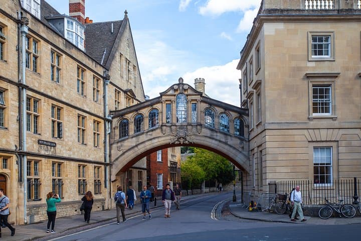 Oxford University Walking Tour — Socially Distanced Student-Guided History Walk photo 2