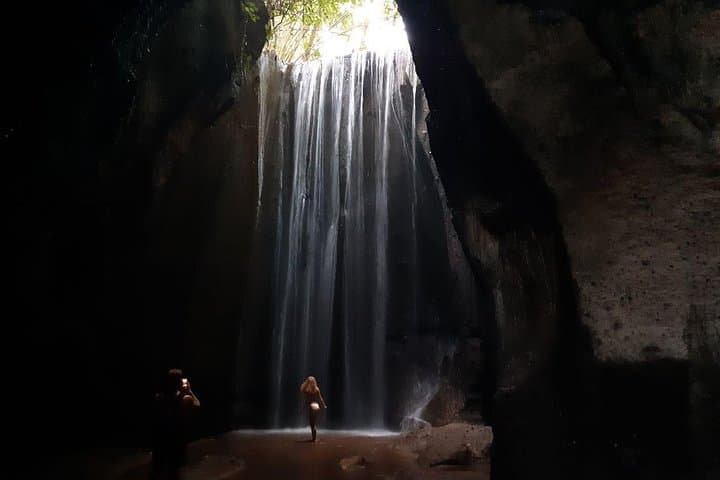 Banyumala Instagram Waterfall Private Tour — Wanagiri Hidden Hills Day Trip