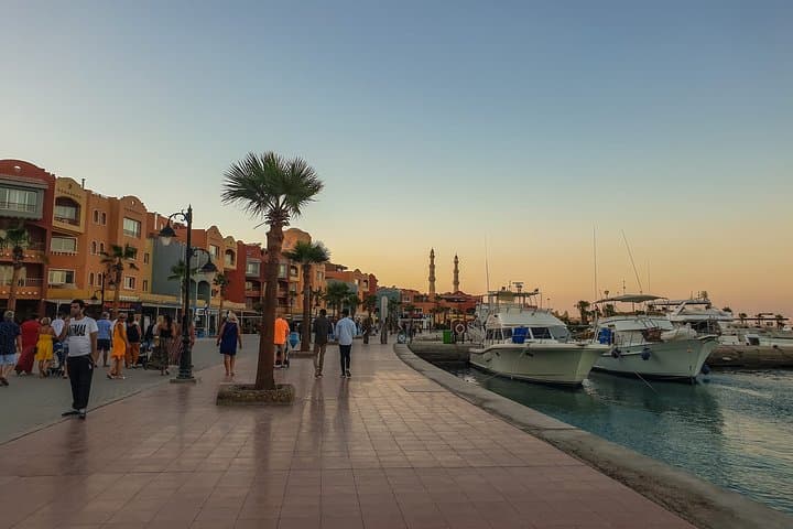 Private 5-Night Cairo & Hurghada Tour — Pyramids, Egyptian Museum & Red Sea Snorkel photo 3