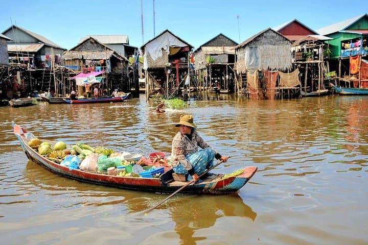 Half-Day Kompong Pluk Floating Village Boat Tour on Tonle Sap photo 2