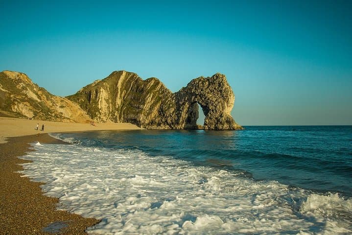 Jurassic Coast & Durdle Door Private Executive Tour — Fossils, Geology & Lulworth Cove