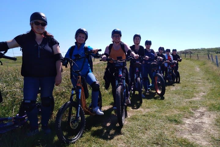 Etretat Electric Scooter Hike: All-Terrain Discovery Ride Along Normandy Cliffs