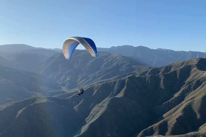 Cerro Arco Tandem Paragliding: Mendoza HD Flight with Wine photo 5
