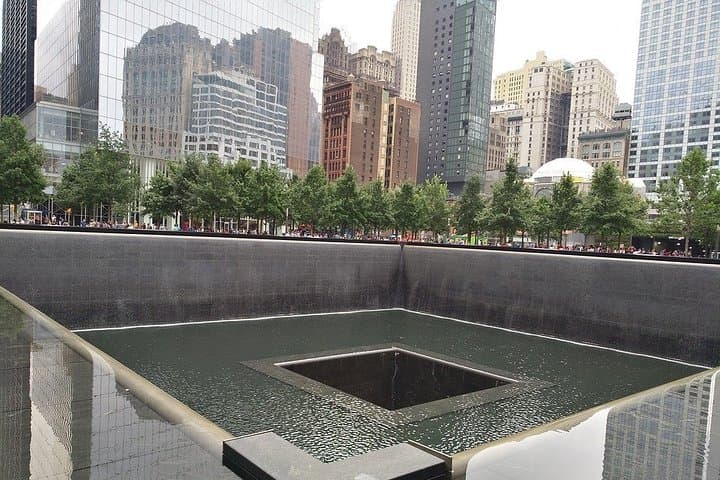 Private 4-Hour Downtown Manhattan Walking Tour & 9/11 Memorial Experience photo 2