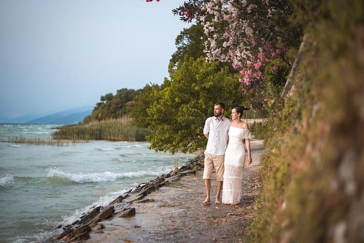 Private Walking Photography Tour in Sirmione: Capture Lake Garda's Peninsula photo 2